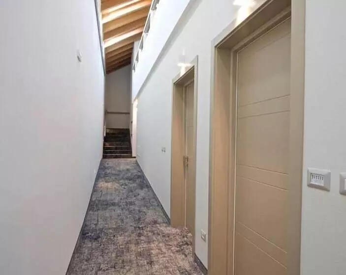 Hotelli Lifestyle Room Binario Zero