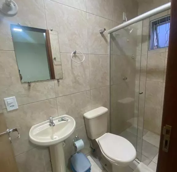 ホテル Pousada Flor De Brasília