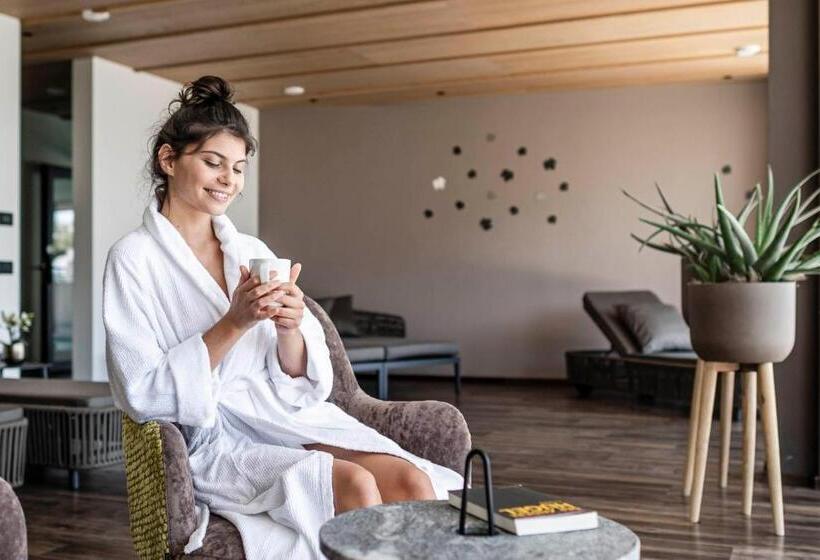 בית מלון כפרי Vinea  The Living Experience