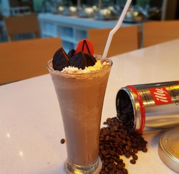 Up Peak Hotel Simpang Lima Semarang Formerly Ha Ka Simpanglima Hotel Semarang