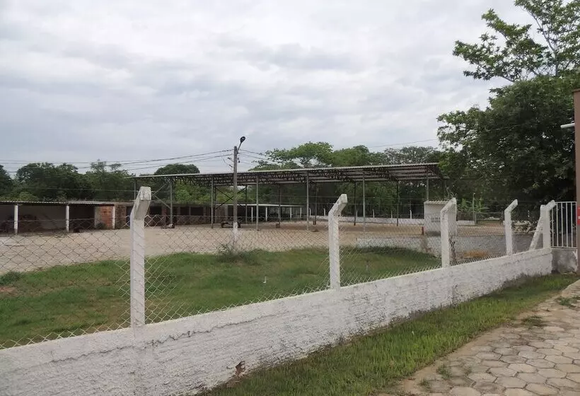 Hotelli E Restaurante Tocantins Aventura