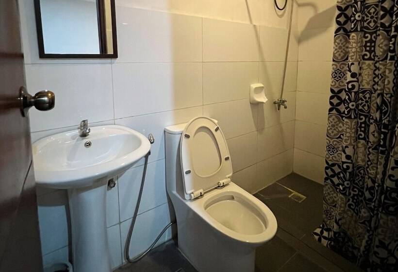 Отель Guadalupe Inn Iloilo