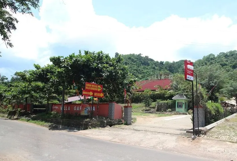 هتل Oyo 2779 Villa Gardenia Syariah