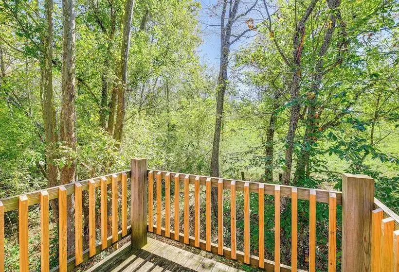 9 Mi To Creeper Trail: Woodsy Abingdon Cabin
