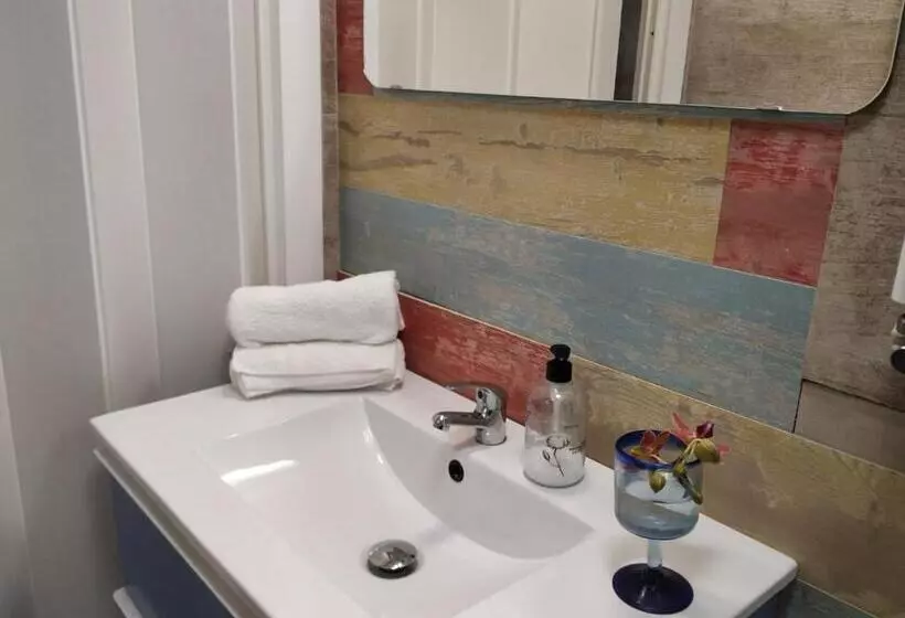 Aamiaismajoitus (B&B) Alojamientos Acá Y Allá