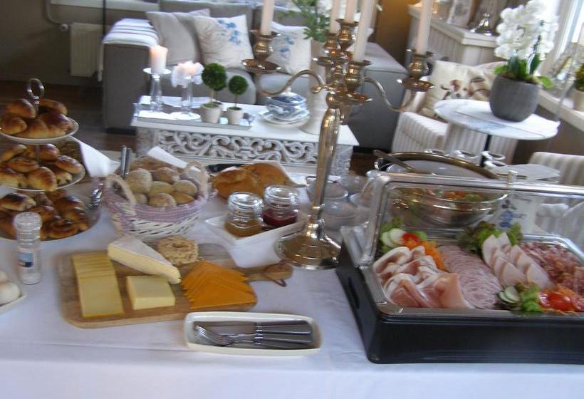 تختخواب و صبحانه Huyze Peppins