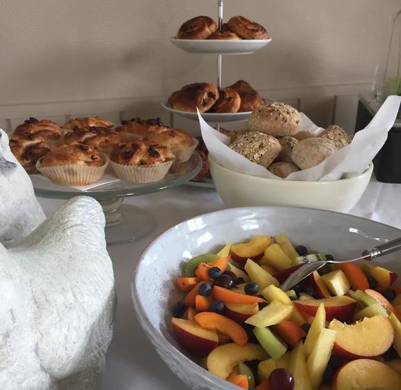 تختخواب و صبحانه Huyze Peppins