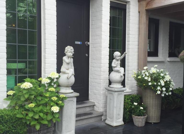 تختخواب و صبحانه Huyze Peppins