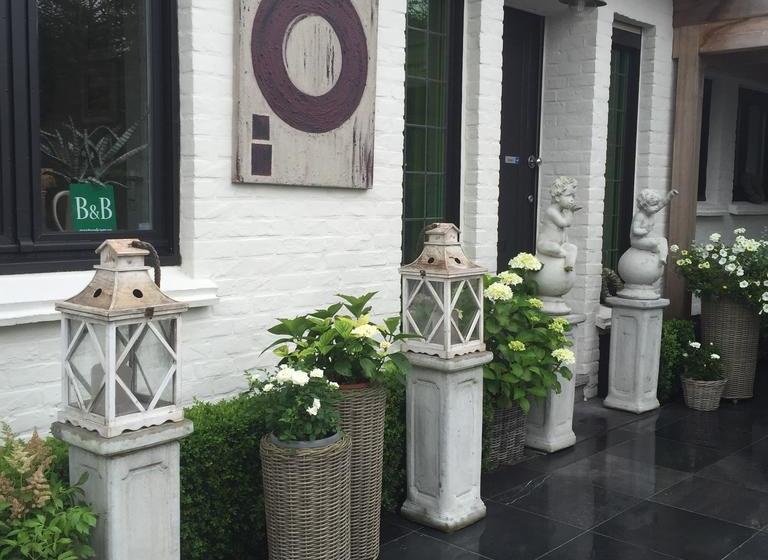 تختخواب و صبحانه Huyze Peppins