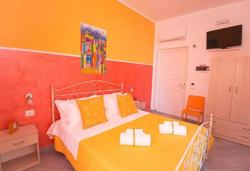 تختخواب و صبحانه L'angolo Di Laura Comfortable Rooms