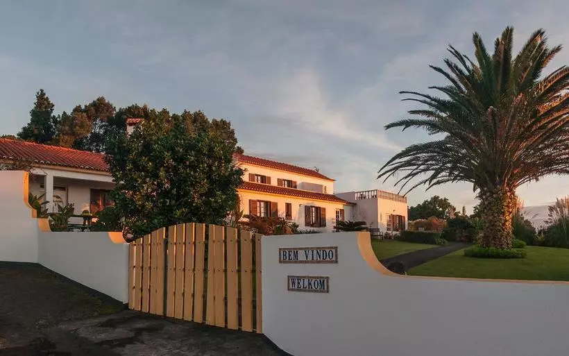 تختخواب و صبحانه Vila Belgica