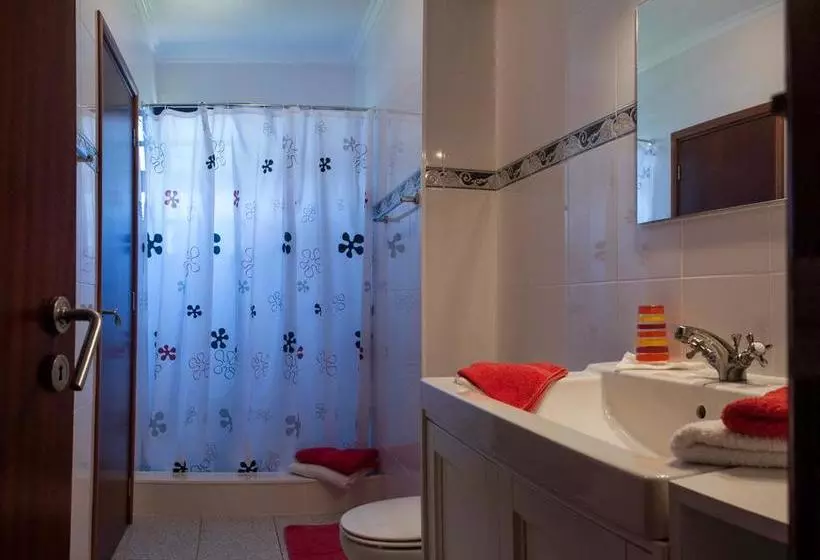 تختخواب و صبحانه Vila Belgica