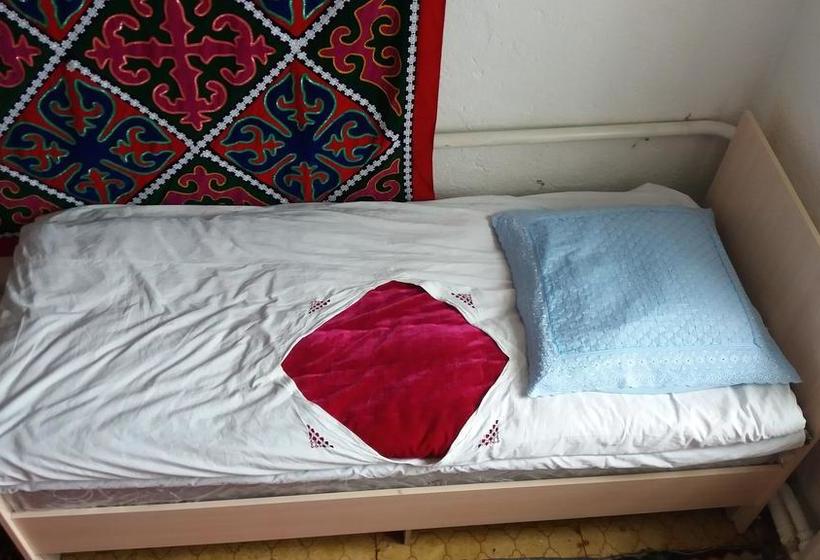 Happy Hostel In Kochkor