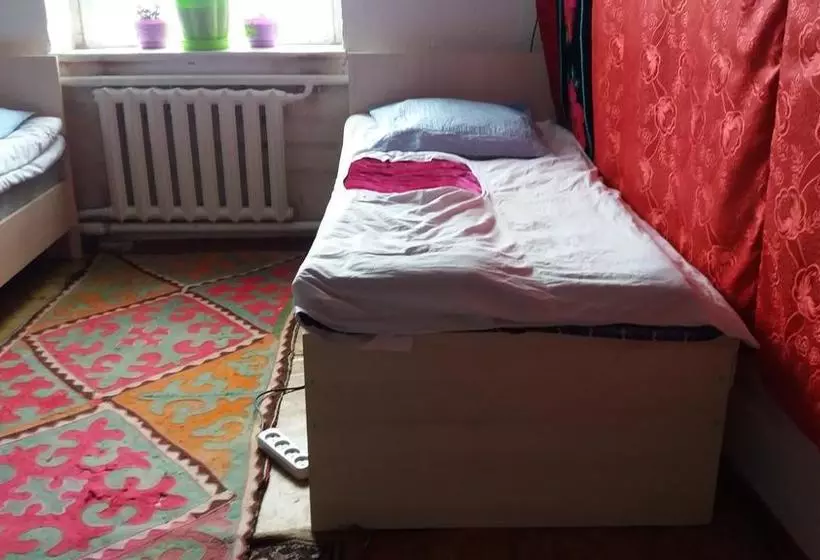 Happy Hostel In Kochkor
