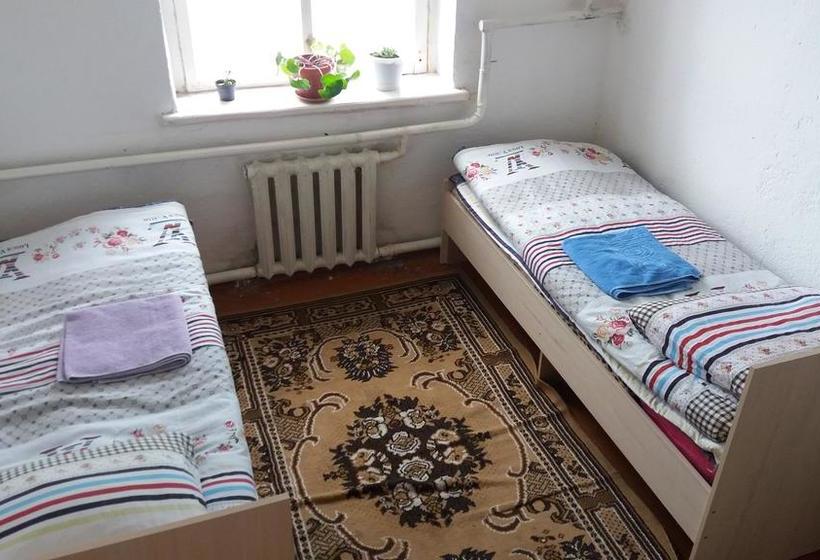 Happy Hostel In Kochkor