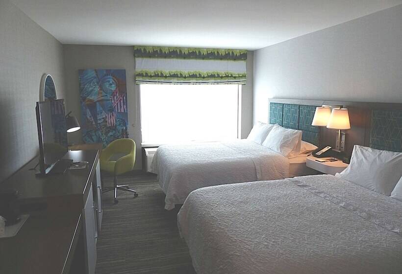 Отель Hampton Inn Paramus