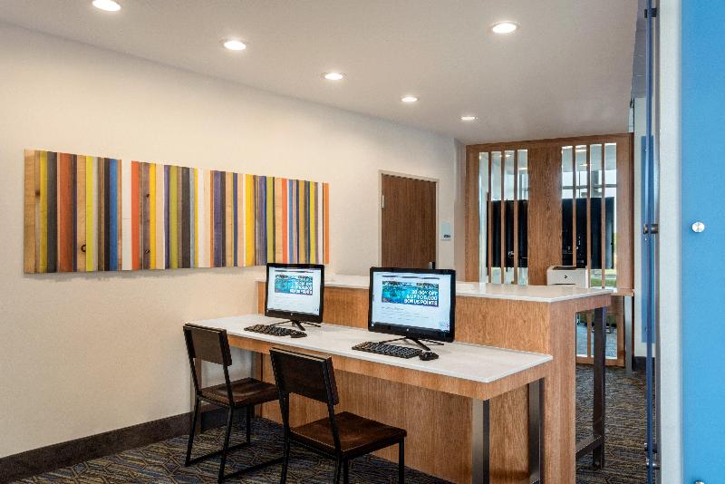 فندق Holiday Inn Express & Suites West Des Moines Jordan Creek, An Ihg