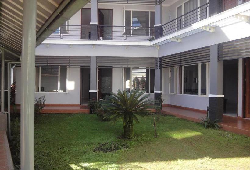 בית מלון כפרי Sindha