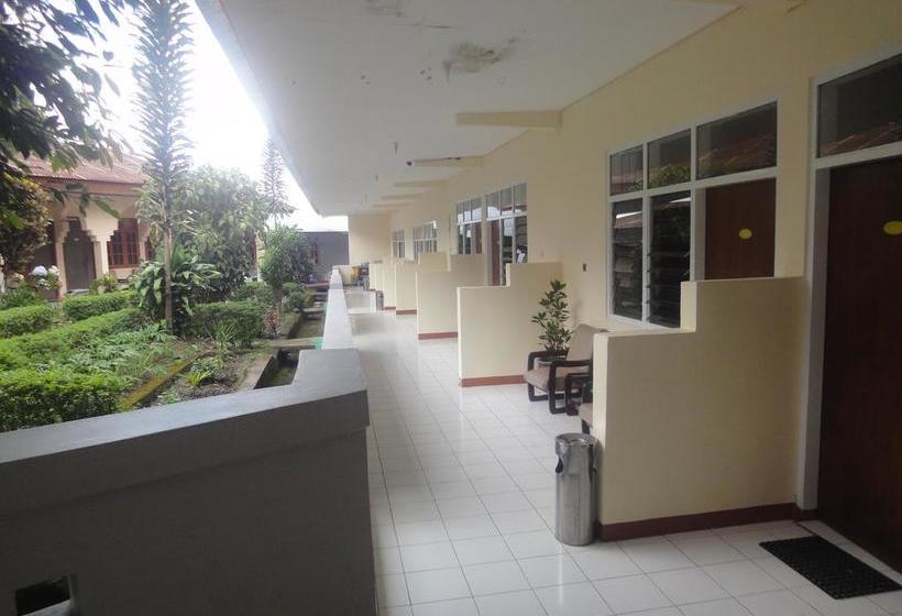 בית מלון כפרי Sindha