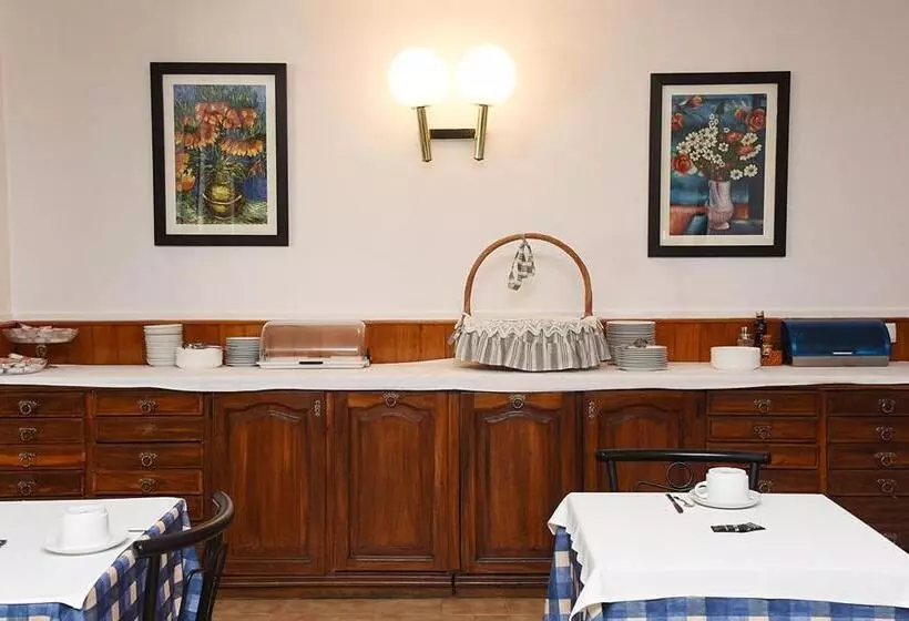 ホテル Val Flores