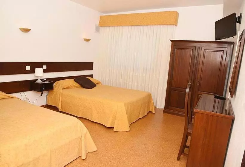 ホテル Val Flores