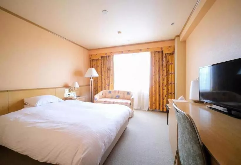 Hotelli Yuzawa Royal