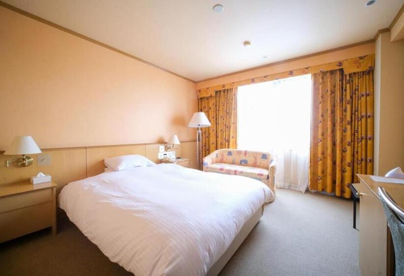 فندق Yuzawa Royal