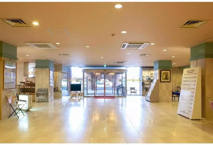 Hotelli Yuzawa Royal