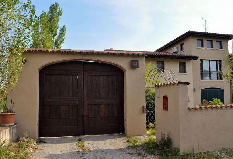 Monte Maino Bed & Breakfast