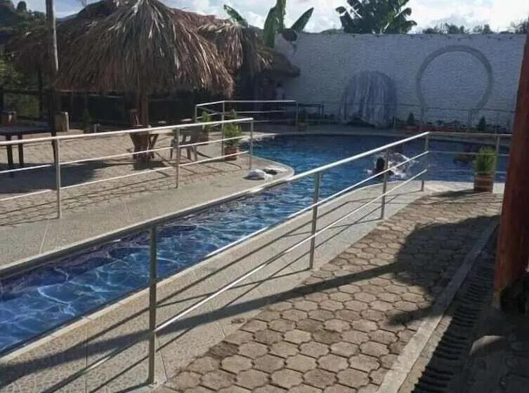 ホテル Jardin Del Eden