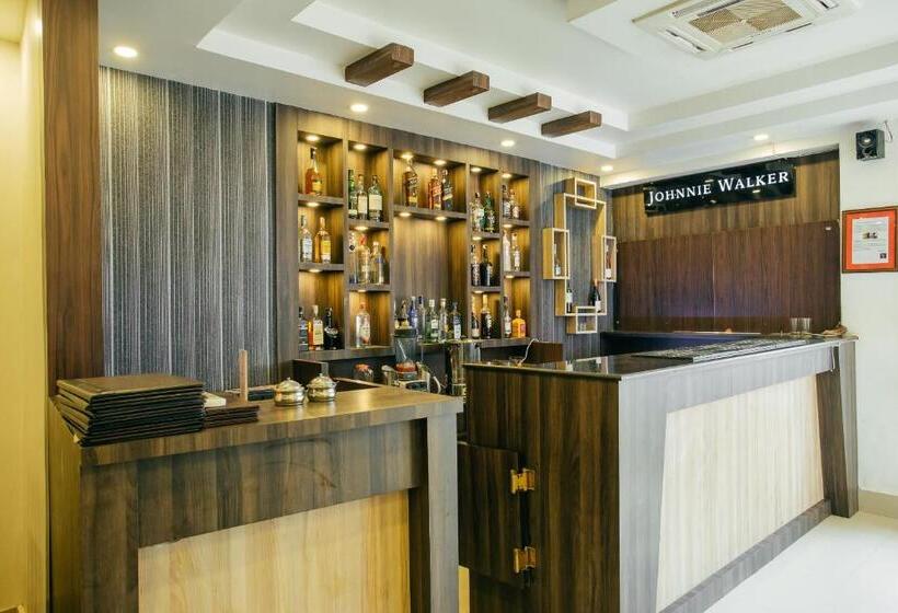 تختخواب و صبحانه Oyo 118 Gangaur Regency Boutique