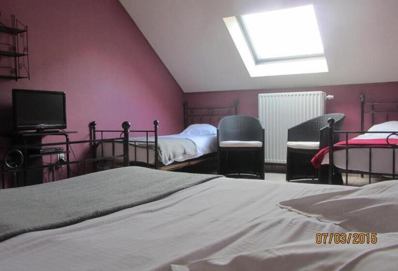 هتل Auberge De La Lesse