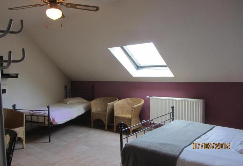 هتل Auberge De La Lesse