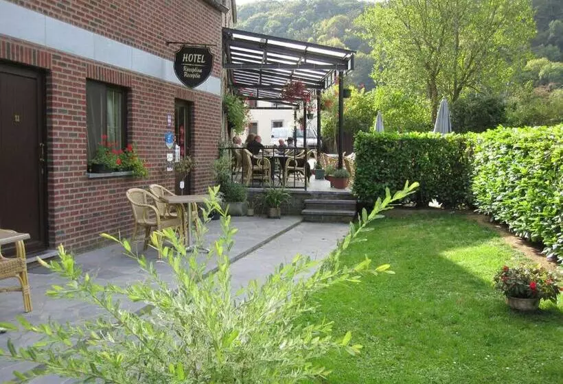 Hotelli Auberge De La Lesse