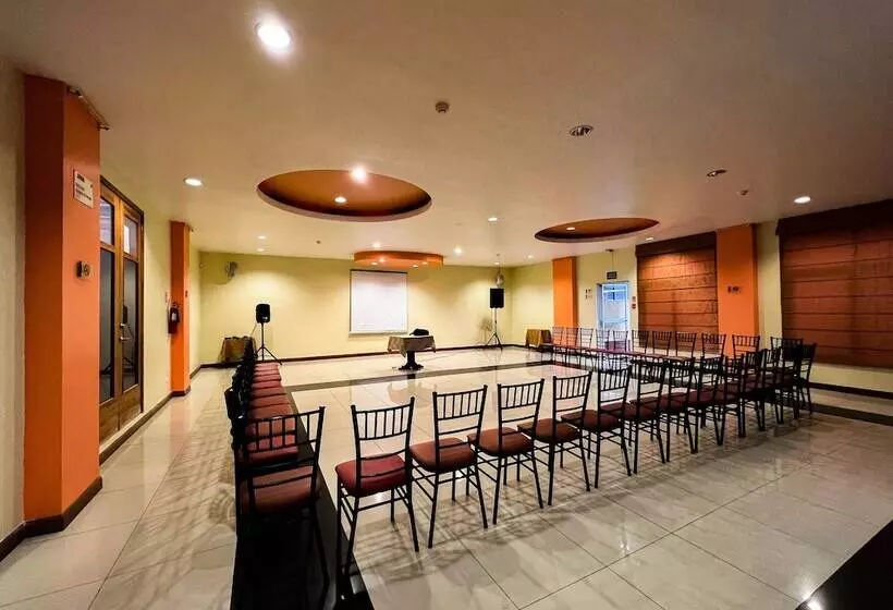 Hotelli Casa Kolping Quito