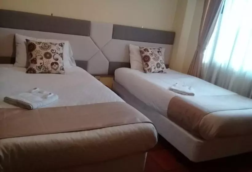 Hotelli Casa Kolping Quito
