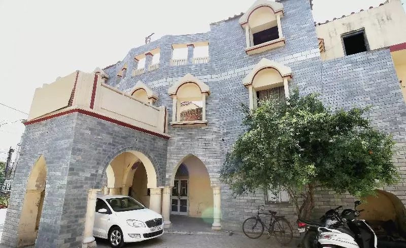 ホテル O Rajmahal