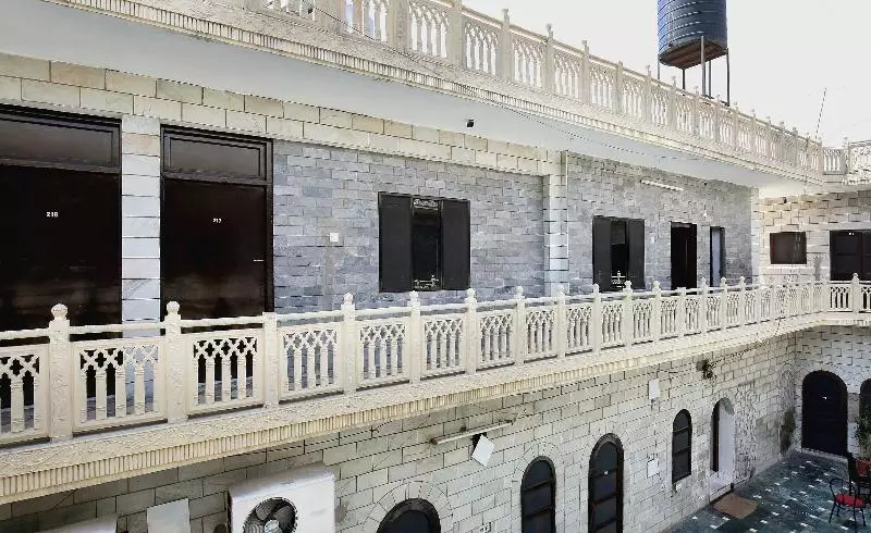 ホテル O Rajmahal