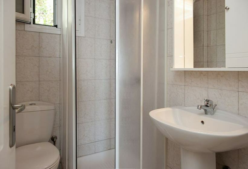 ホテル Glyfada Homes Resort