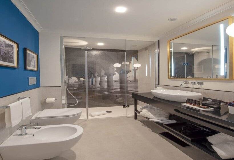 فندق H10 Palazzo Canova