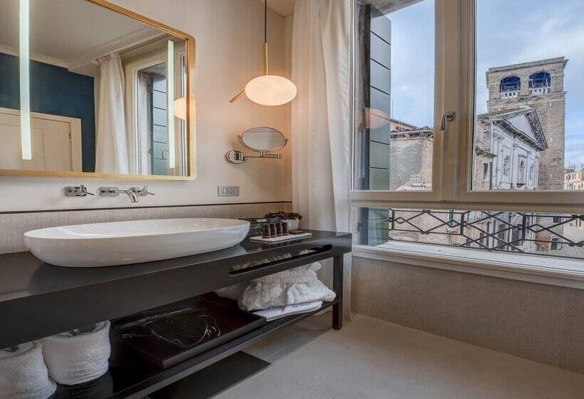 فندق H10 Palazzo Canova