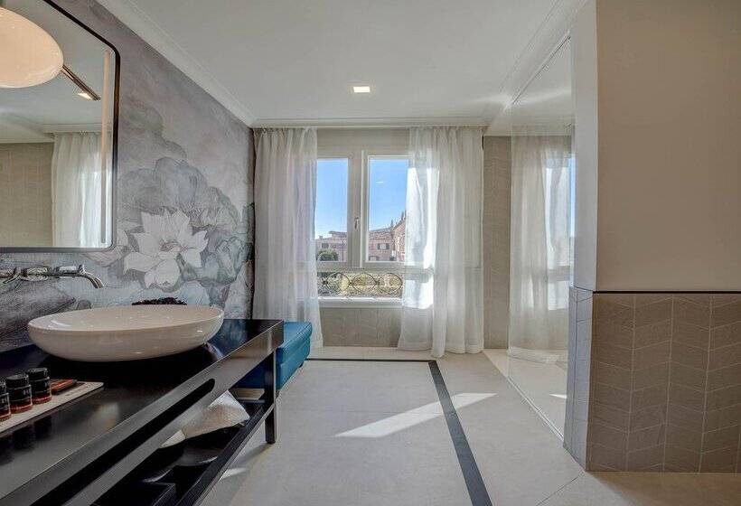 فندق H10 Palazzo Canova