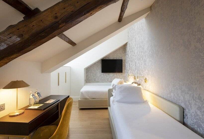 فندق H10 Palazzo Canova