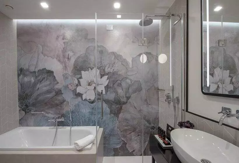 ホテル H10 Palazzo Canova