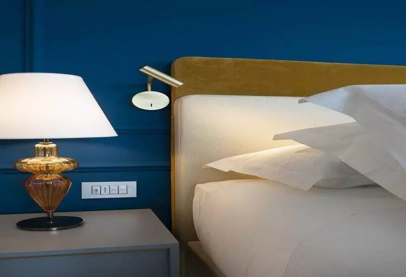 ホテル H10 Palazzo Canova