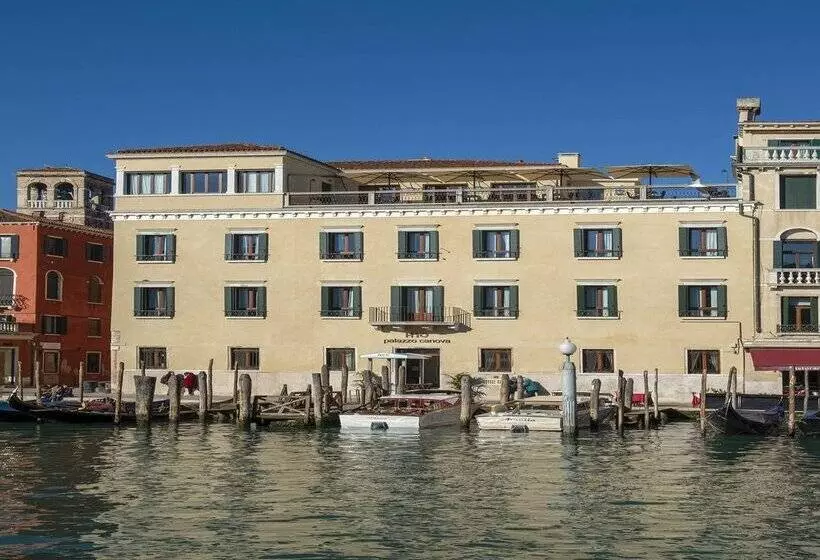 ホテル H10 Palazzo Canova