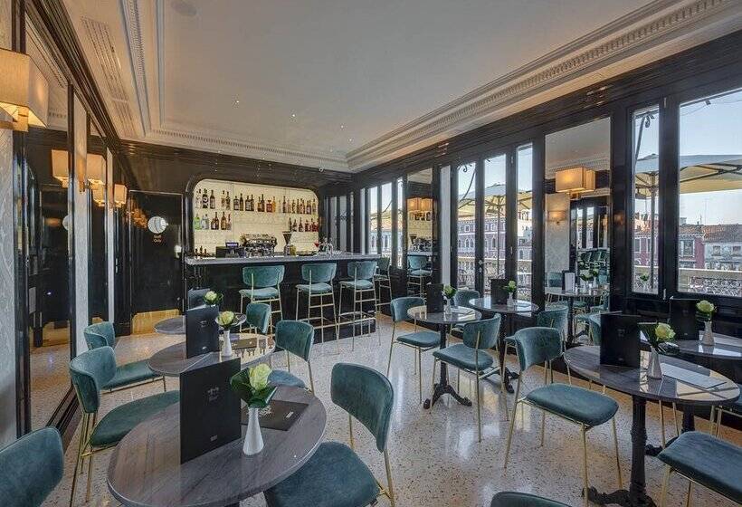 فندق H10 Palazzo Canova