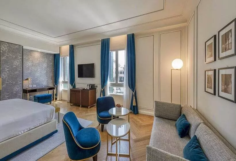 ホテル H10 Palazzo Canova