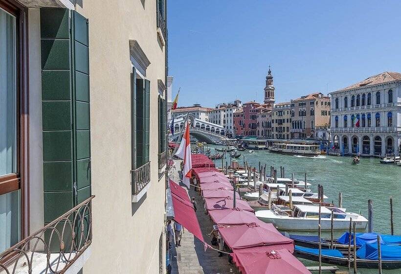 فندق H10 Palazzo Canova