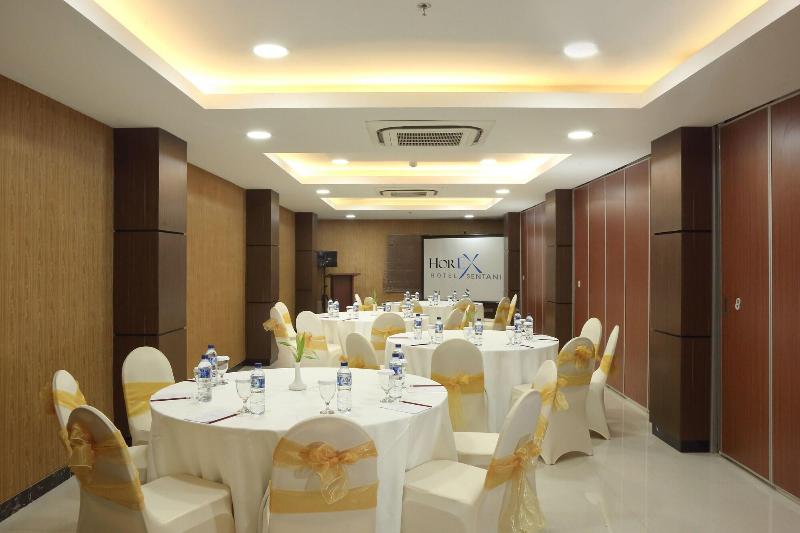 בית מלון כפרי Horison Express Sentani